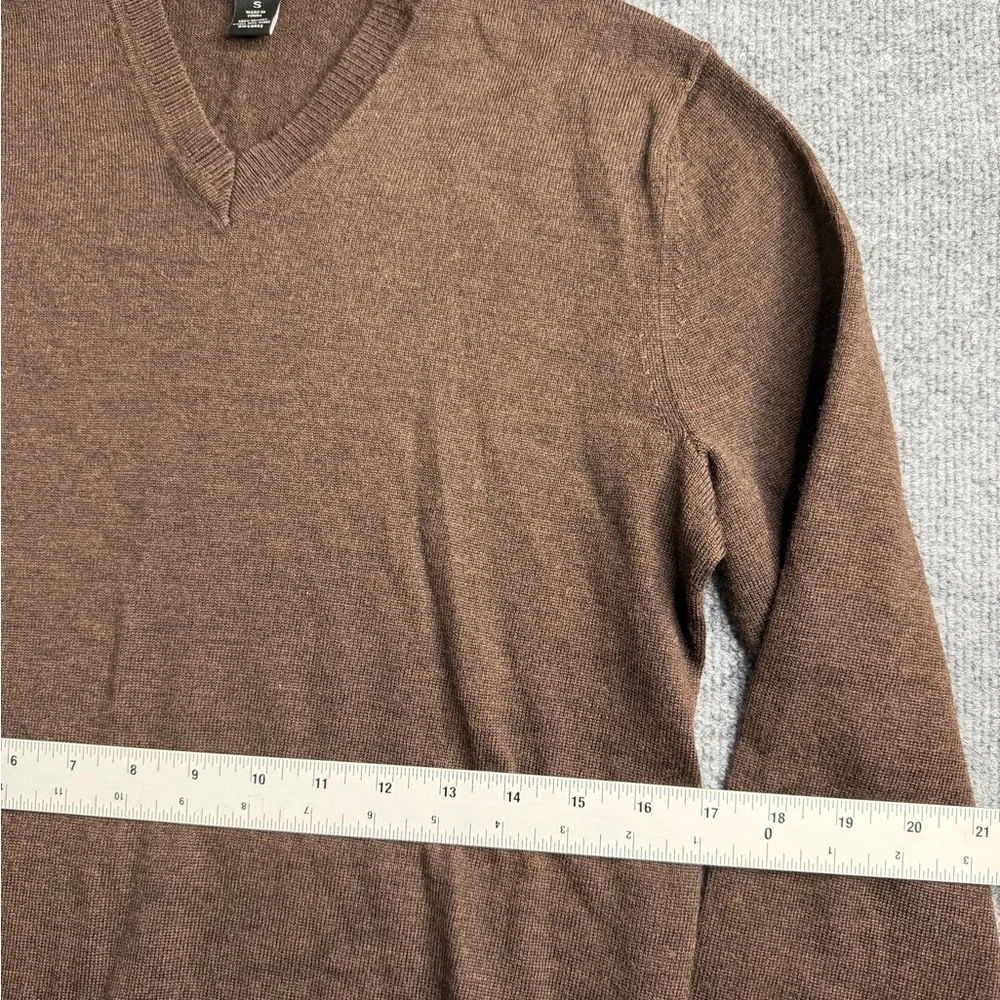 Banana Republic Sweater Mens Small Brown 100%‎ Extra Fine Merino Wool V-Neck